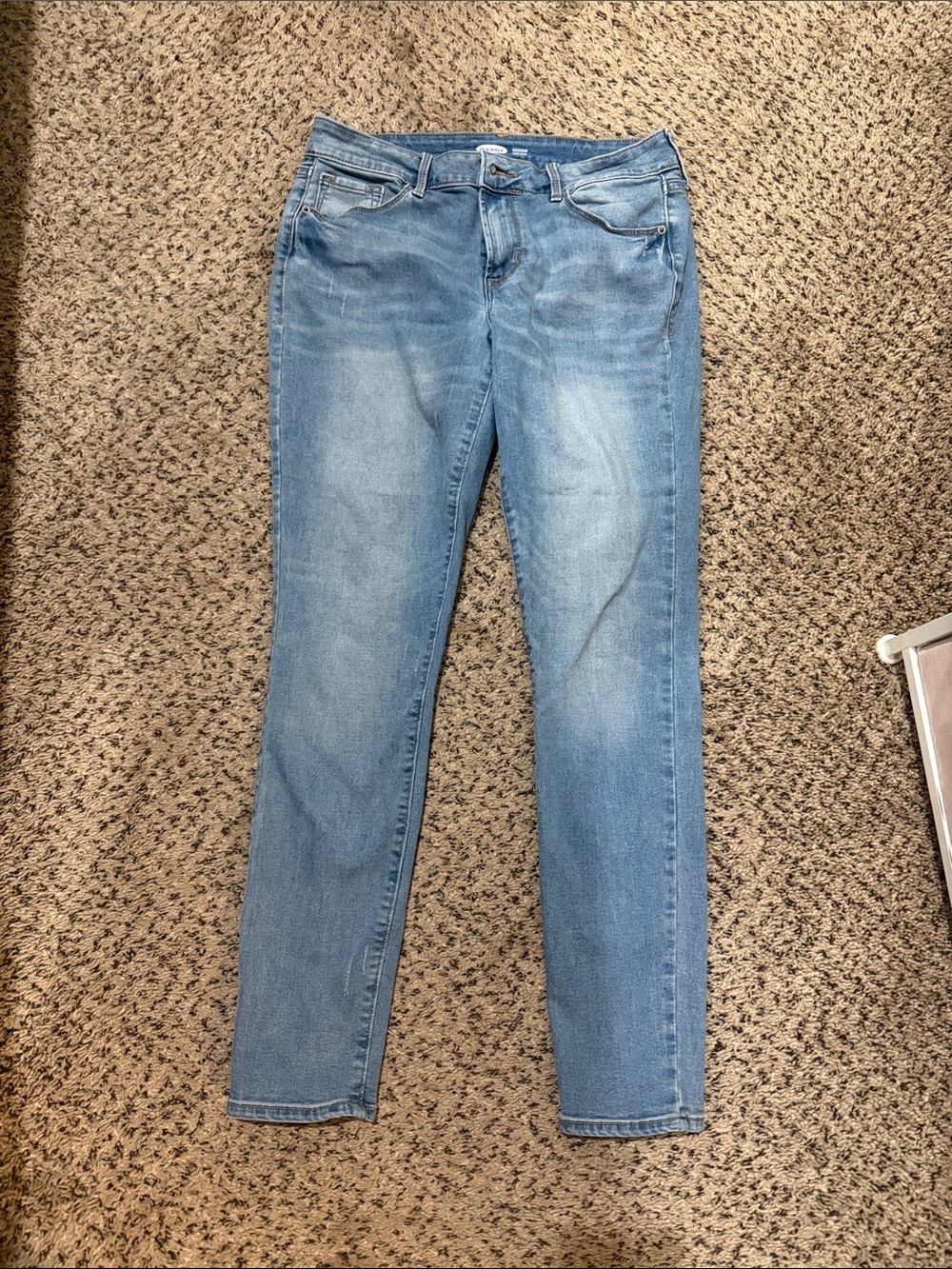 Old Navy Women's Skinny Jeans in Light Blue Wash